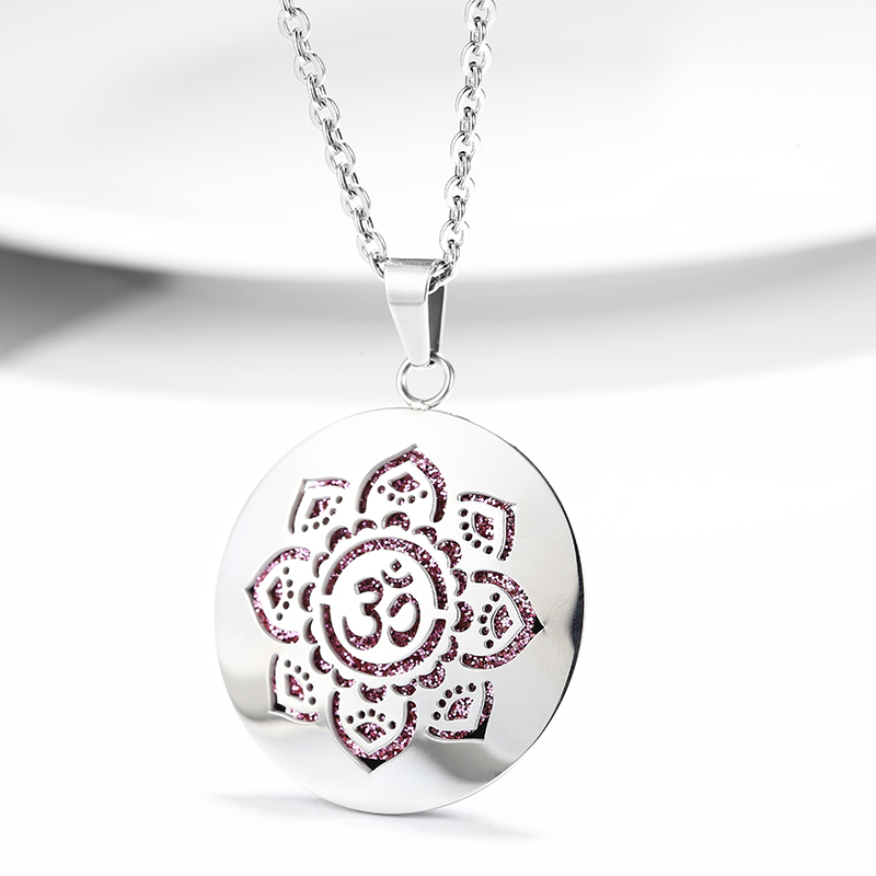 New Simple Aromatherapy Essent - Heart Locket Necklace Photo ulasan dan harga